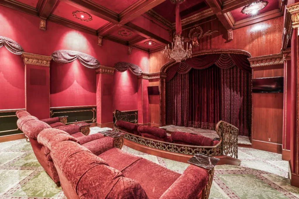 Image: Robert Stevens Photography / The Nicolas Group